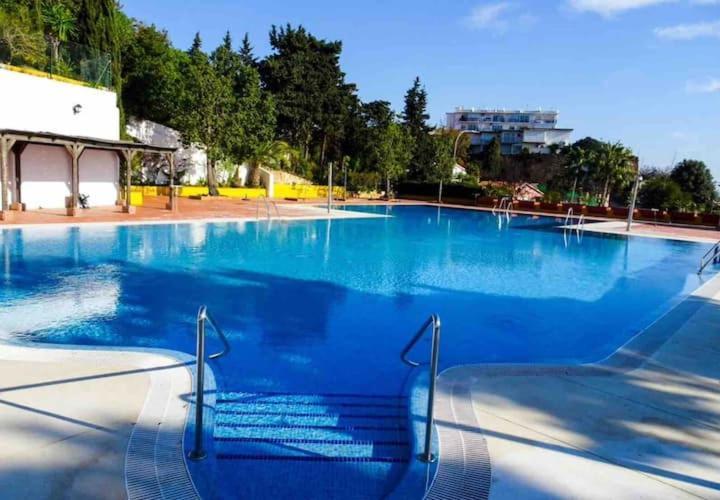 Апартаменти Apartamento Con Vistas Al Mar En Puerto Marina Торремолінос Екстер'єр фото